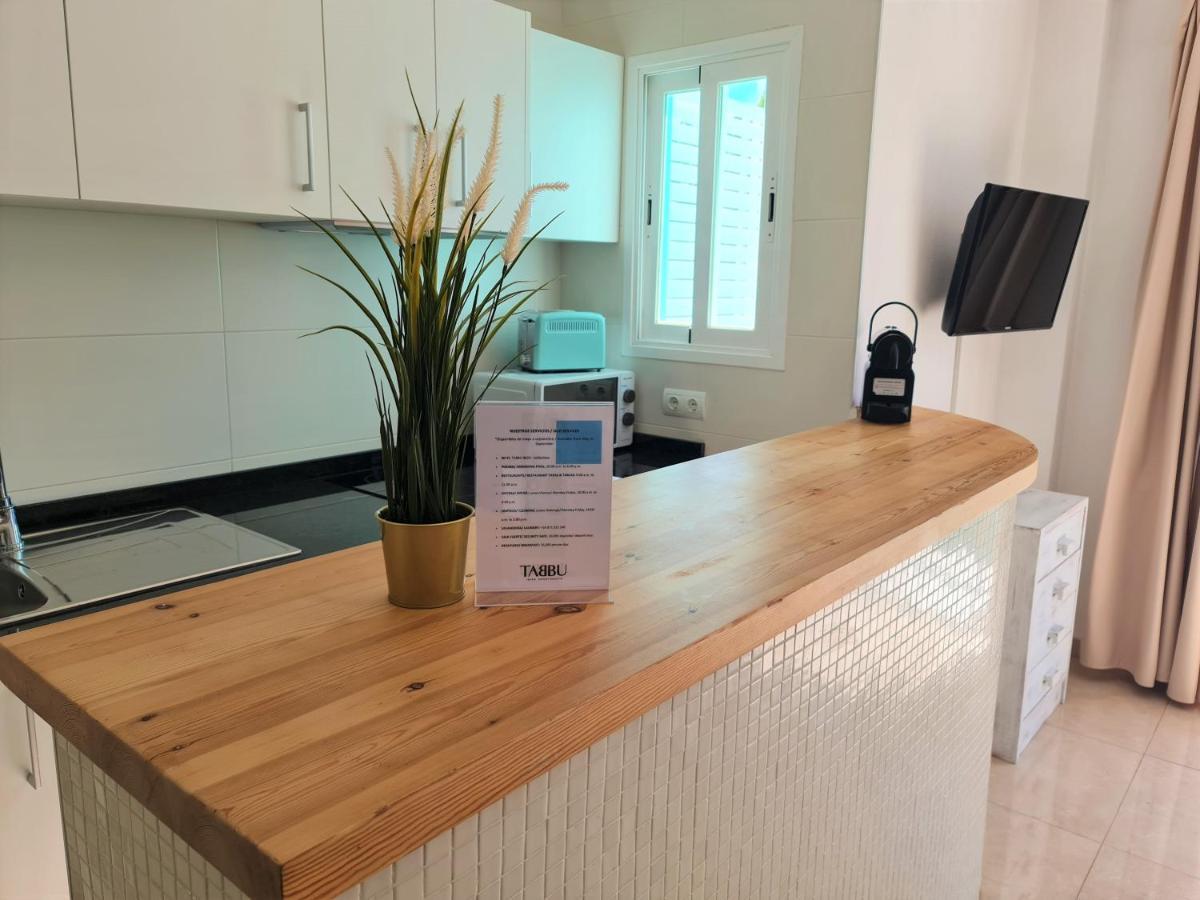 Tabbu Ibiza Apartments プラヤ・デン・ボッサ エクステリア 写真