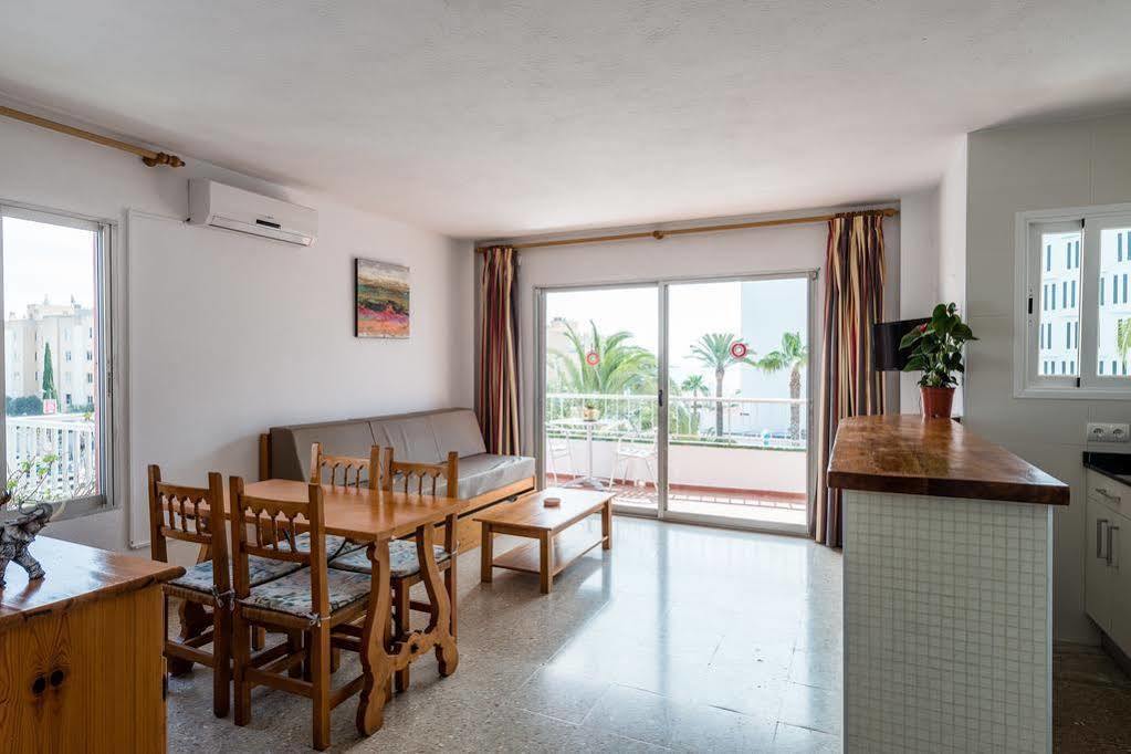Tabbu Ibiza Apartments プラヤ・デン・ボッサ エクステリア 写真