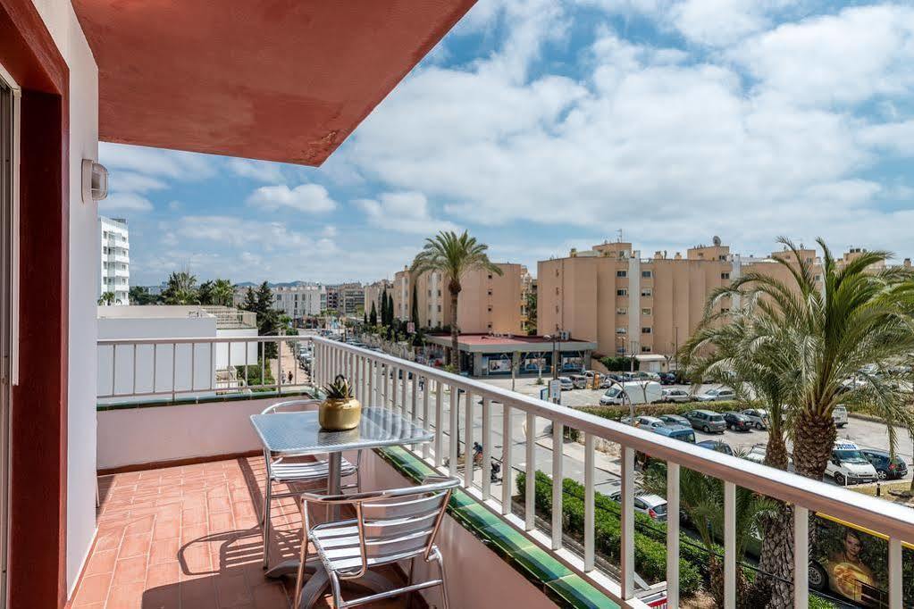 Tabbu Ibiza Apartments プラヤ・デン・ボッサ エクステリア 写真